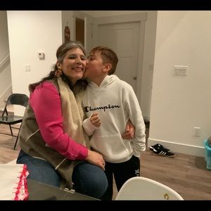 Meet your Posher, Edith